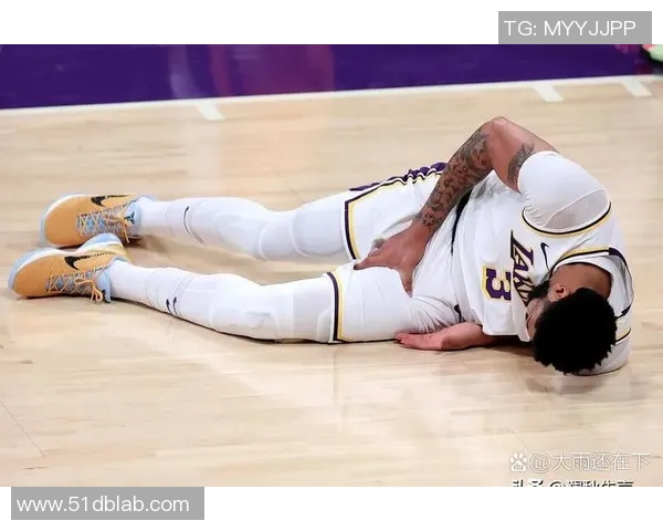 别再用旧眼光看球了！独行侠“甩卖”浓眉实为教科书级重建操作