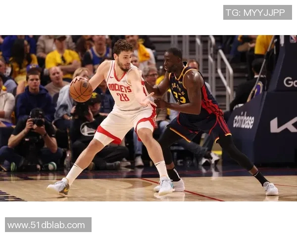 截止日没出手!斯通:火箭尚未展现最佳状态 目前攻防效率联盟前5 截止日没出手!斯通:火箭尚未展现最佳状态 目前攻防效率联盟前5